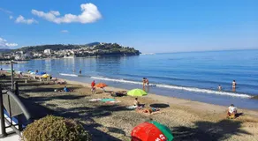 B & Beach - Image 5