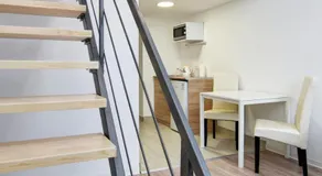 Heart of Downtown Apartment - Image 4