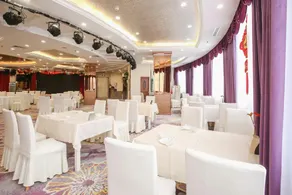 Air China Hotel Dalian - Image 4