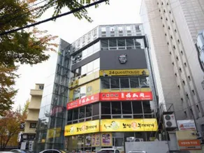 24 Guesthouse Myeongdong Avenue - Image 5