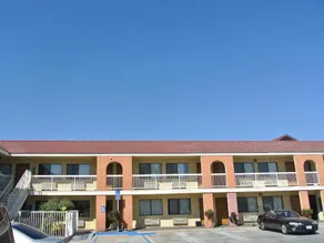 Touristlodge - Image 4
