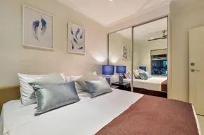 Oceana Darwin Central Oceanfront 3 bedroom 2 Lounge Room Pool Gym Tennis Court Sleeps 9 - Image 1