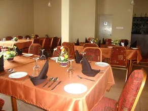 Paramount Hotel Pussellawa - Image 3