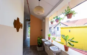 The Hive Singapore Hostel - Image 5