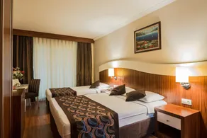 Throne Beach Resort & Spa - Image 4