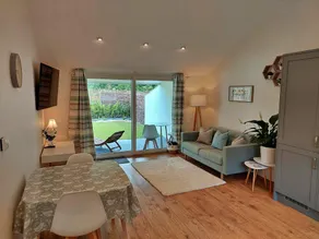Cottage in Dartmoor with Private Hot Tub - Image 2