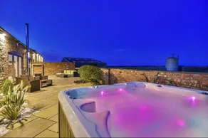Immaculate 4-bed Cottage in Lincoln - Image 4