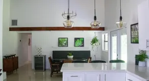 Chateau Mariposa - Image 4