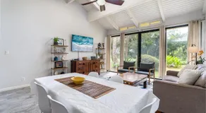 Rare 2 Bedroom & Loft Townhouse on the North Shore - Image 3