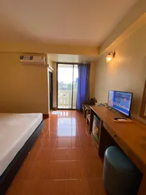 SR Hotel - Image 5