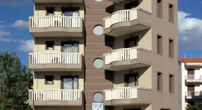 Niriides Studios and Apartments - Image 3