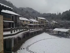 Houyuan Cottage  Homestay - Image 3