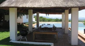 Steynshoop self-catering Valley Lodge - Image 3