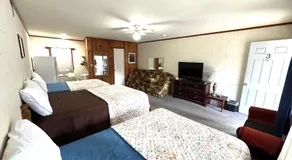 Parkview Lodge & Cabins - Image 2