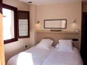 Apartamentos Turísticos Aguas de Viznar - Image 3