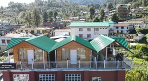 Munsyari The Roof Top - Image 4