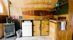 Beautiful 1 bed Glamping pod in Battle - Image 2