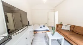 Quiet apartment in the city center with own terrace - Image 2