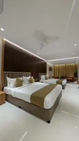 HOTEL GALAXY - Image 1