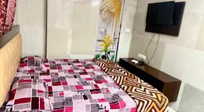 Santhosh hotel - Image 2