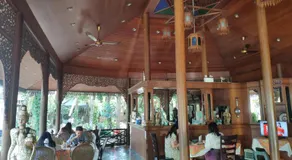 Changpuak Hotel - Image 2