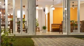 House On The Bend - Image 4