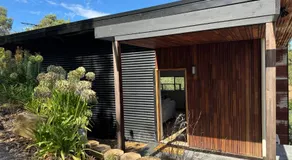 Valley Views Luxury Country Retreat - Image 4