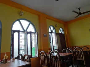 Sandhya Guest House Varanasi Near Ganga River - Image 4
