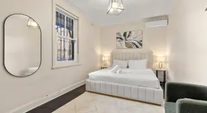 Historic Millers Point Stay 2BR Near Barangaroo - Image 2