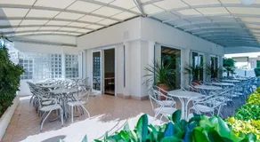 Hotel Corinna - Image 4