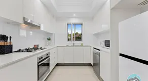 Aircabin - Wentworthville - 2 Beds Apt Free Park - Image 2