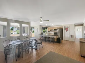 Our Haven: 4-Bed Escape Near Beach & Mogo Trails - Image 4