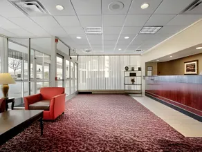 Days Inn & Suites by Wyndham York - Image 4