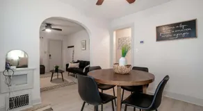 Home Sweet Home - Loft 3 BR - 1 BA WIFI SMART TV - Image 3
