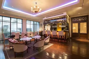 Rose Hotel - Image 3