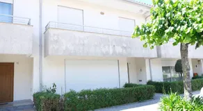 high standard rental in a quality residence with pool, tennis and view of the ocean in antas esposende 12 people - Image 4
