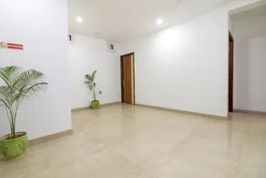 OYO 68782 Shankar Palace Residency - Image 2