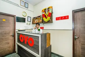 OYO 15711 Athiti Residency - Image 4