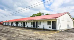 The Lake House Inn - Image 3