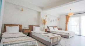 Glenn Hotel & Beach - Image 2