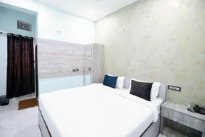 Hotel Maya's Nest - Near UNESCO World Heritage Site Sarnath, Varanasi - Image 3