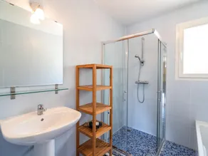 Holiday villa with aircon, Jacuzzi, private swimming pool, playground and more - Image 2