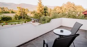 Mountain Serenity Rooms - Image 5