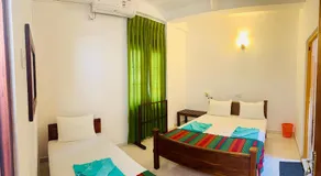 Vishmee Holiday Inn - Image 2