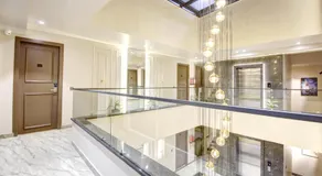 Saltstayz Premier - Near Golf Course Road & Sector 57 - Image 5