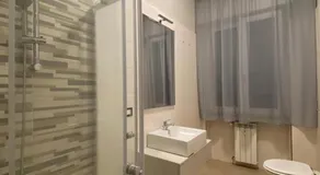 Home & B - Image 2