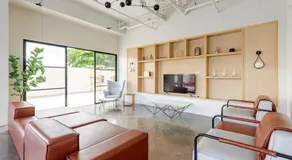 Moon Penthouse - Image 3