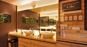 Matsumoto Tourist Hotel - Image 2