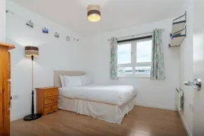 Wonderful 1BR Flat with Balcony - Hackney Downs - Image 4