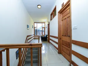 OYO Hotel Sunflower - Image 5